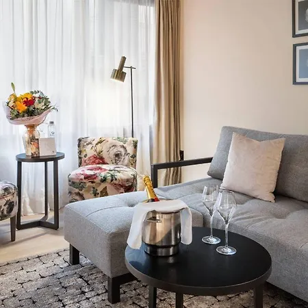 Nivia Born Boutique Hotel 5*