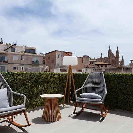 Nivia Born Boutique 5*